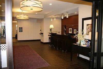 фото отеля Hampton Inn & Suites Athens I-65