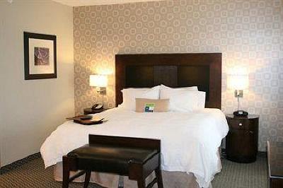 фото отеля Hampton Inn & Suites Athens I-65