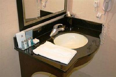 фото отеля Hampton Inn & Suites Athens I-65