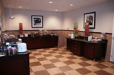 фото отеля Hampton Inn & Suites Athens I-65