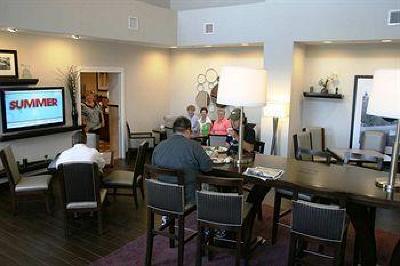 фото отеля Hampton Inn & Suites Athens I-65