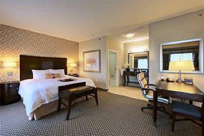 фото отеля Hampton Inn & Suites Athens I-65