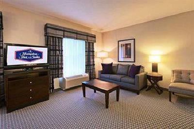фото отеля Hampton Inn & Suites Athens I-65