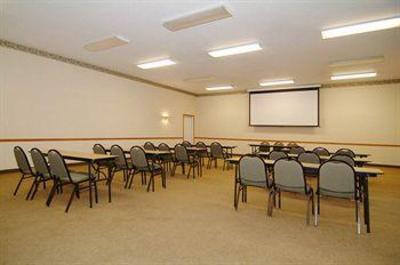 фото отеля AmericInn Hotel & Suites Pella