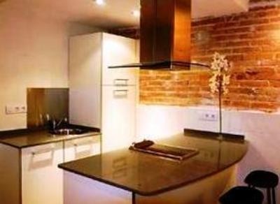 фото отеля Feel at Home Gaudi Apartment Barcelona