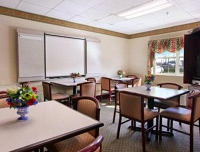 фото отеля Microtel Inn & Suites Rock Hill