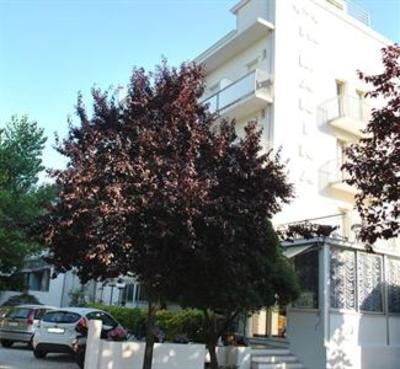 фото отеля Hotel Marika