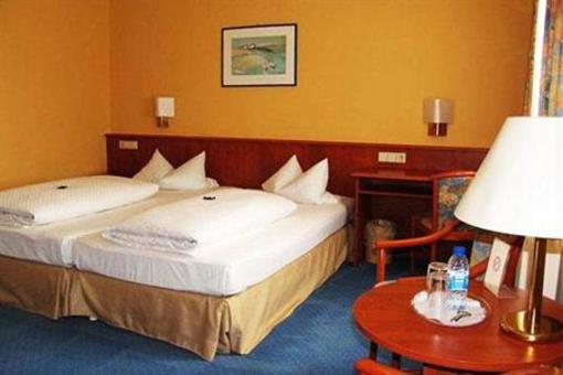 фото отеля Rheinhotel Luxhof Hockenheim