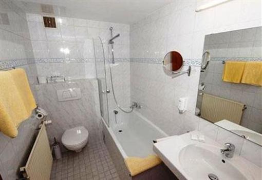 фото отеля Rheinhotel Luxhof Hockenheim