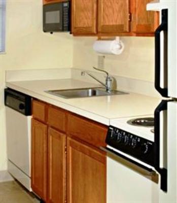 фото отеля TownePlace Suites Chicago West Dundee Elgin