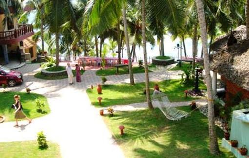 фото отеля Ayur Bay Beach Resort