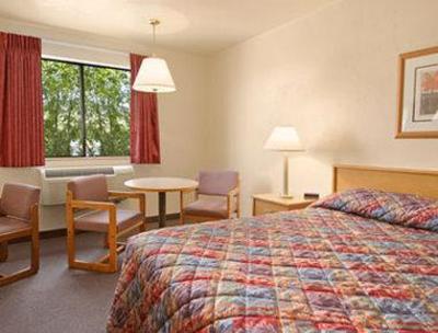 фото отеля Super 8 Motel Klamath Falls