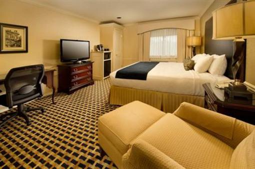 фото отеля BEST WESTERN Park Plaza