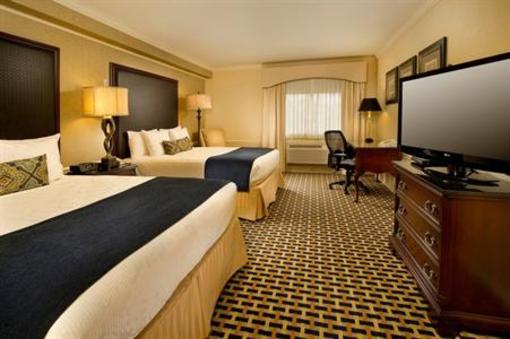 фото отеля BEST WESTERN Park Plaza