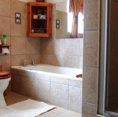 фото отеля Flo Ben Guest House Bloemfontein