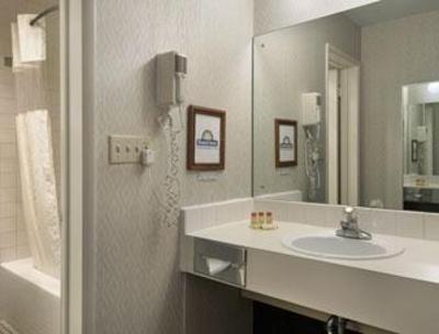 фото отеля Days Inn City Center