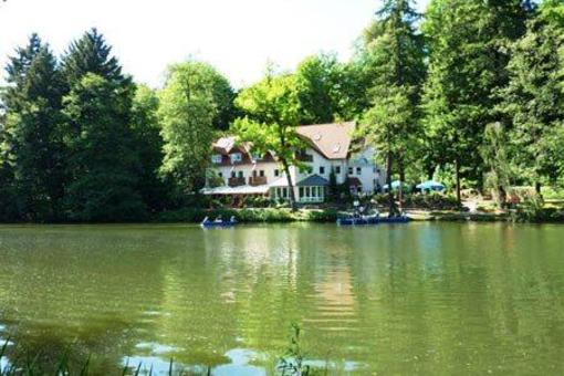 фото отеля Hotel Haus Am See Schleusingen