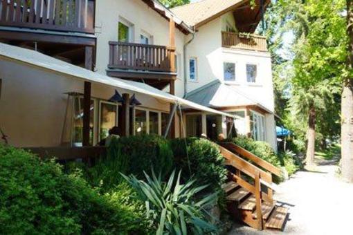 фото отеля Hotel Haus Am See Schleusingen