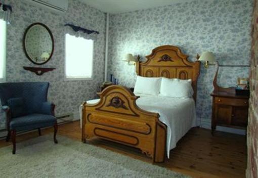 фото отеля Shadow Lawn Inn