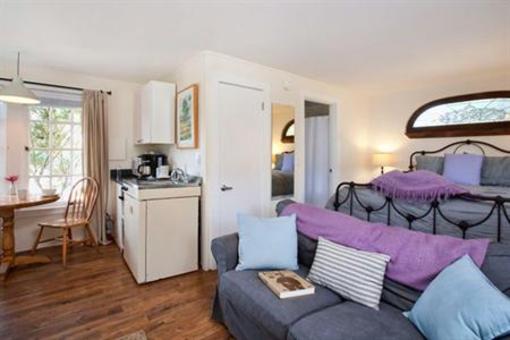фото отеля Inn at Schoolhouse Creek