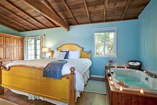 фото отеля Inn at Schoolhouse Creek