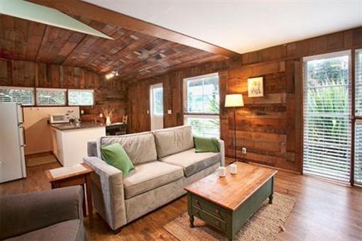 фото отеля Inn at Schoolhouse Creek