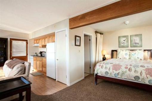 фото отеля Inn at Schoolhouse Creek