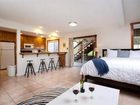 фото отеля Inn at Schoolhouse Creek
