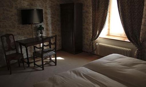 фото отеля Hotel Les Vieux Toits