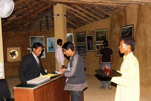 фото отеля Kanha Village Eco Resort