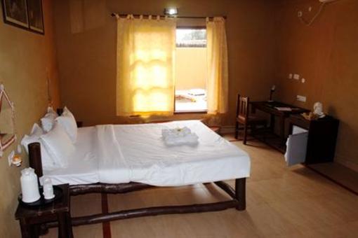 фото отеля Kanha Village Eco Resort
