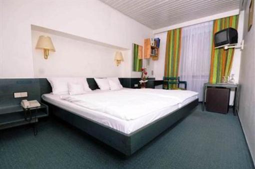 фото отеля Insel-Hotel Lindau