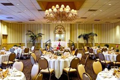 фото отеля Sheraton Richmond Park South Hotel