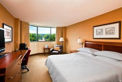 фото отеля Sheraton Richmond Park South Hotel