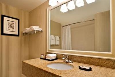 фото отеля Sheraton Richmond Park South Hotel
