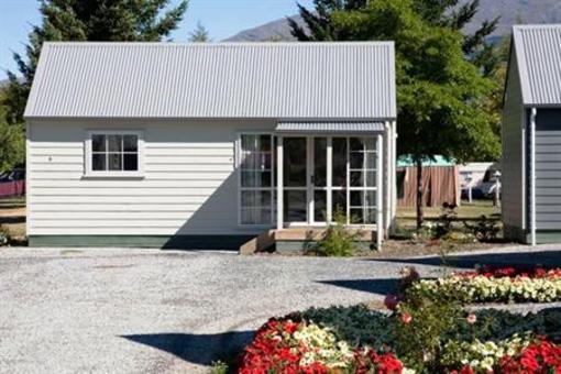 фото отеля Arrowtown Born of Gold Holiday Park