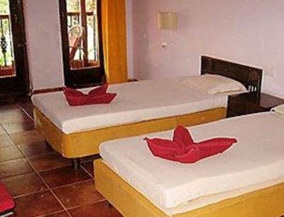 фото отеля Sea Breeze Beach Hotel