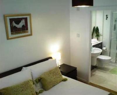 фото отеля Scottish Golf Apartments Carnoustie
