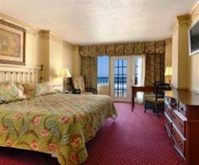 фото отеля Howard Johnson Oceanfront Plaza Hotel