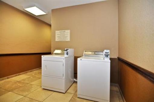 фото отеля BEST WESTERN PLUS Victoria Inn & Suites