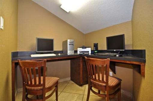 фото отеля BEST WESTERN PLUS Victoria Inn & Suites