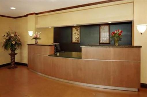 фото отеля Candlewood Suites Athens-GA