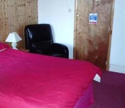 фото отеля Queens Walk Guest House Peterborough