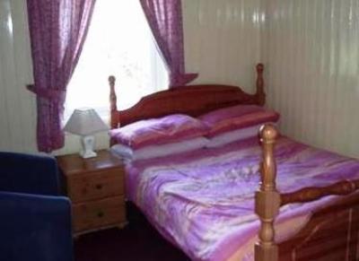 фото отеля Queens Walk Guest House Peterborough