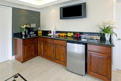 фото отеля Americas Best Value Inn San Bernardino