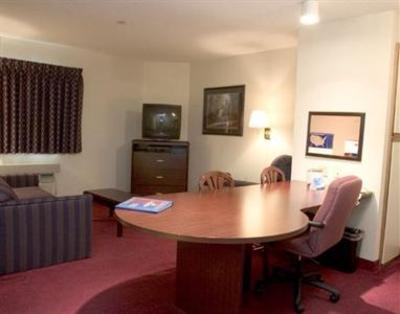 фото отеля Candlewood Suites - Boston Braintree