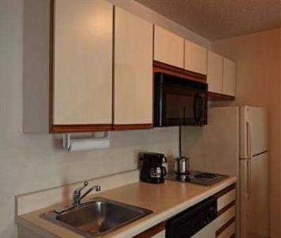 фото отеля Candlewood Suites - Boston Braintree