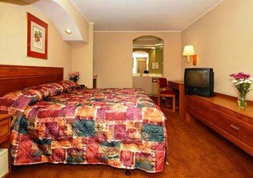 фото отеля Econo Lodge Newark