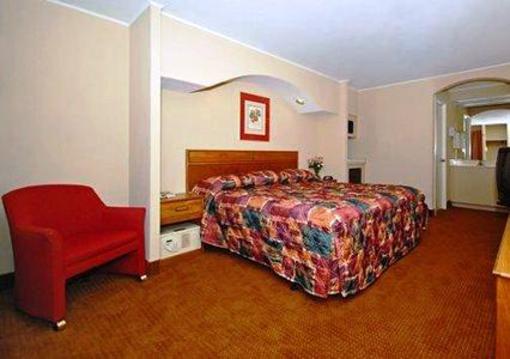 фото отеля Econo Lodge Newark