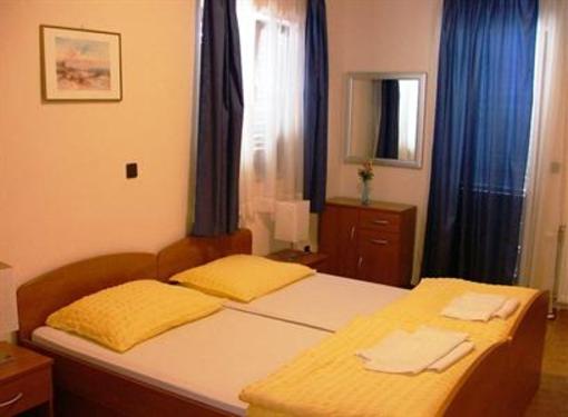 фото отеля Villa Paula Hotel Okrug Gornji